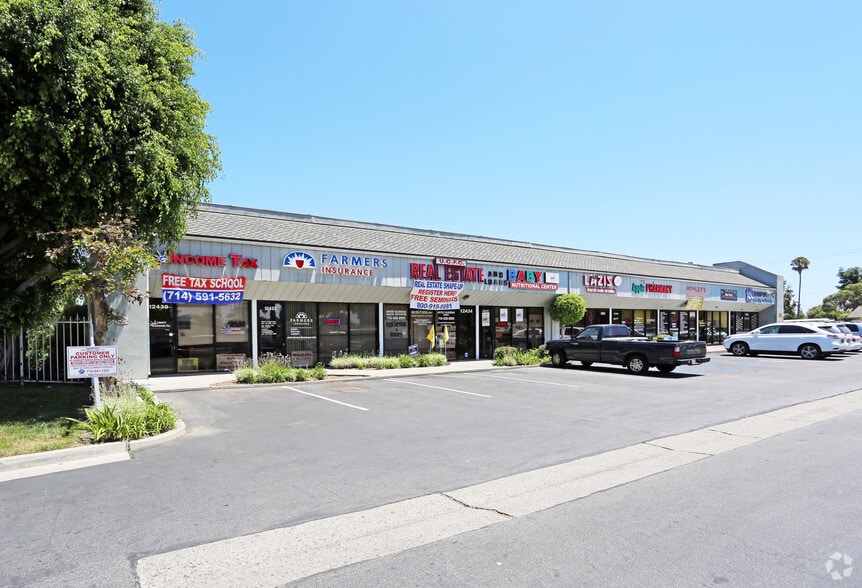 More Photos Of 12430-12446 Brookhurst St, Garden Grove Unknown For Lease