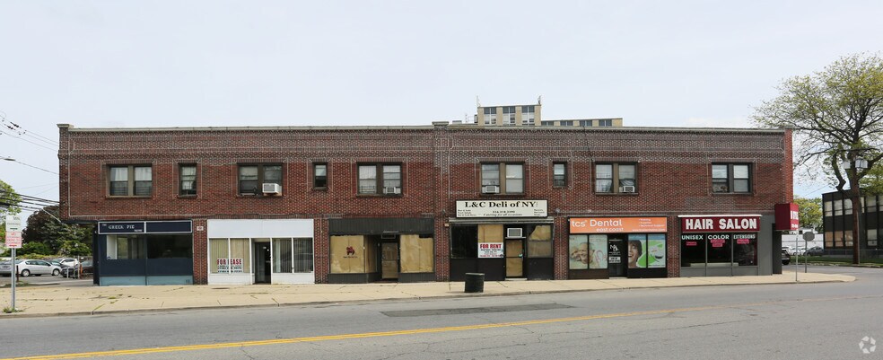 More Photos Of 73-83 Roosevelt Ave, Valley Stream Storefront Retail Residential For Lease