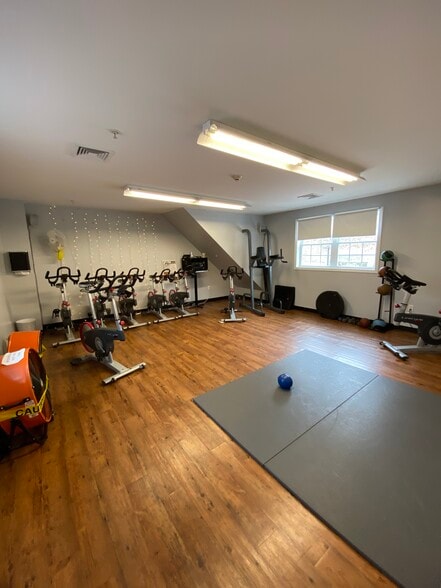 More Photos Of 79 W Main St, Northborough Freestanding For Sale