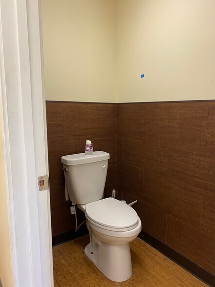 More Photos Of 7150 E Hampden Ave, Denver Loft Creative Space For Lease