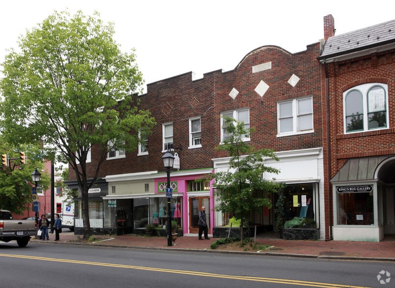 More Photos Of 1127 King St, Alexandria Storefront Retail Office For Lease