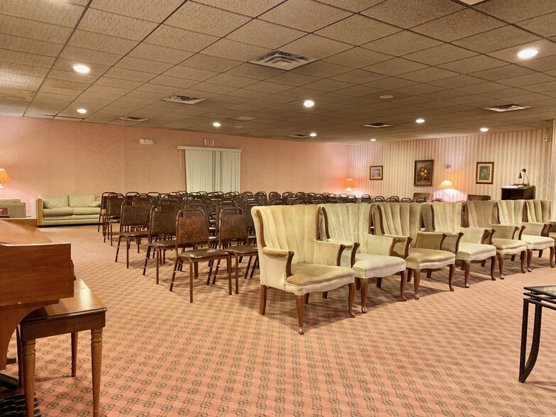 1529 Hempstead Tpke, Elmont, NY 11003 Funeral Home For Sale