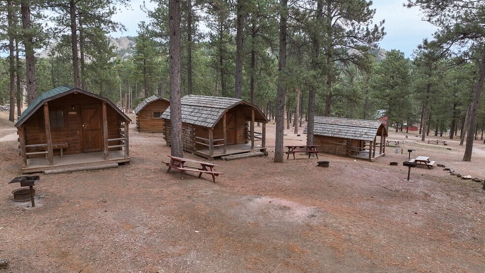 More Photos Of 1116 N 5th St, Custer Trailer Camper Park For Sale