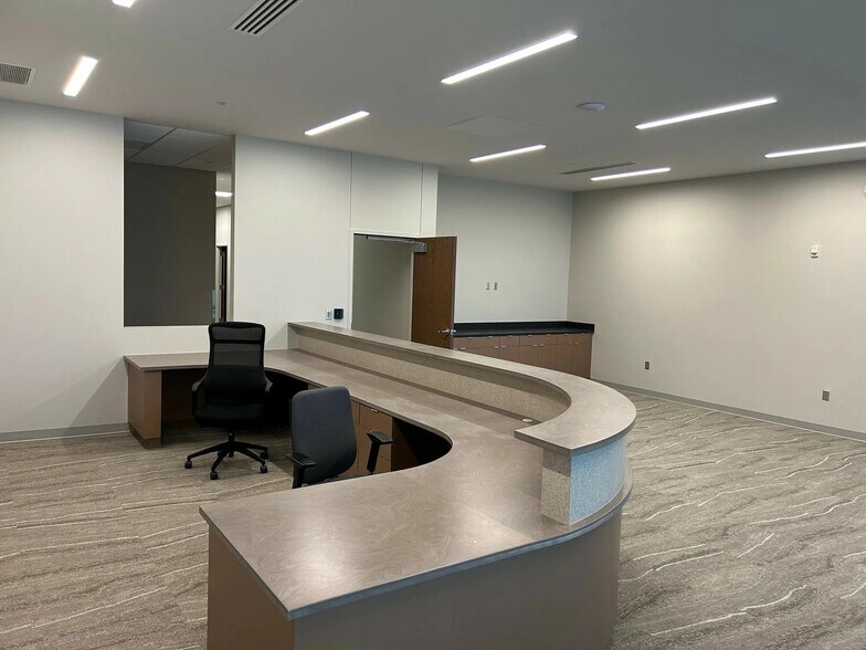 More Photos Of 8516 S Portland Ave, Oklahoma City Medical For Lease