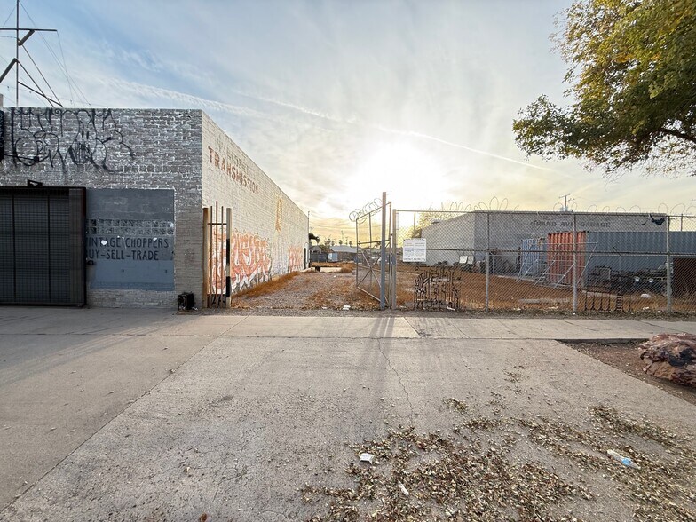 More Photos Of 1009 W Grand Ave, Phoenix Auto Repair For Sale