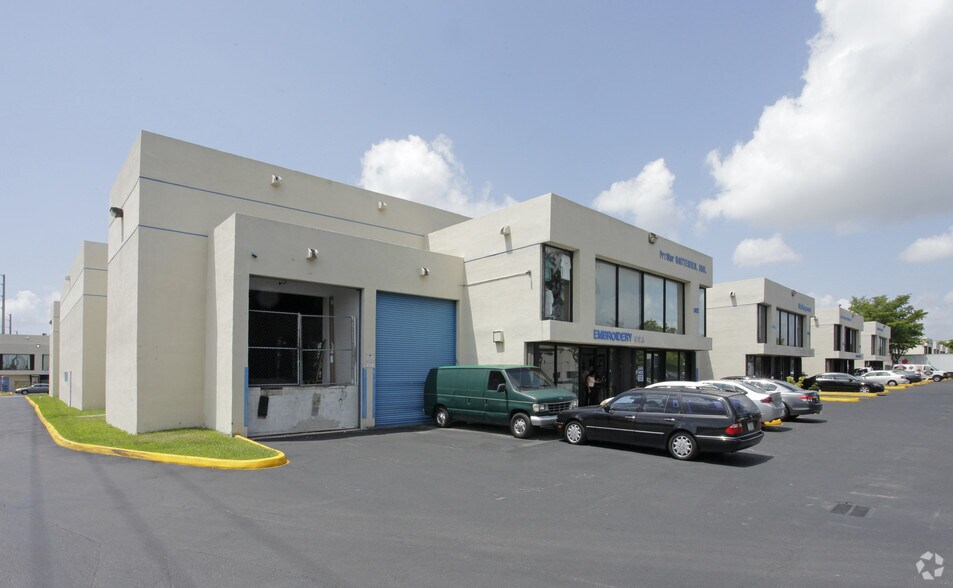 Primary Photo Of 6900-6914 NW 50th St, Miami Warehouse For Lease