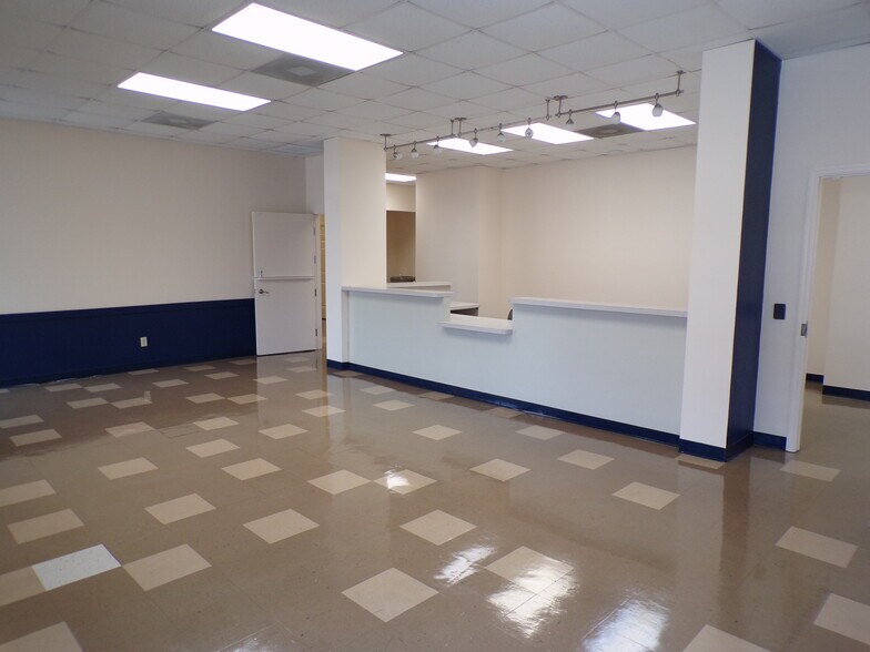 More Photos Of 1818 Harden Blvd, Lakeland Office For Lease