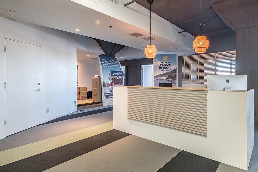 More Photos Of 4446 Boul Saint Laurent, Montréal Loft Creative Space For Lease