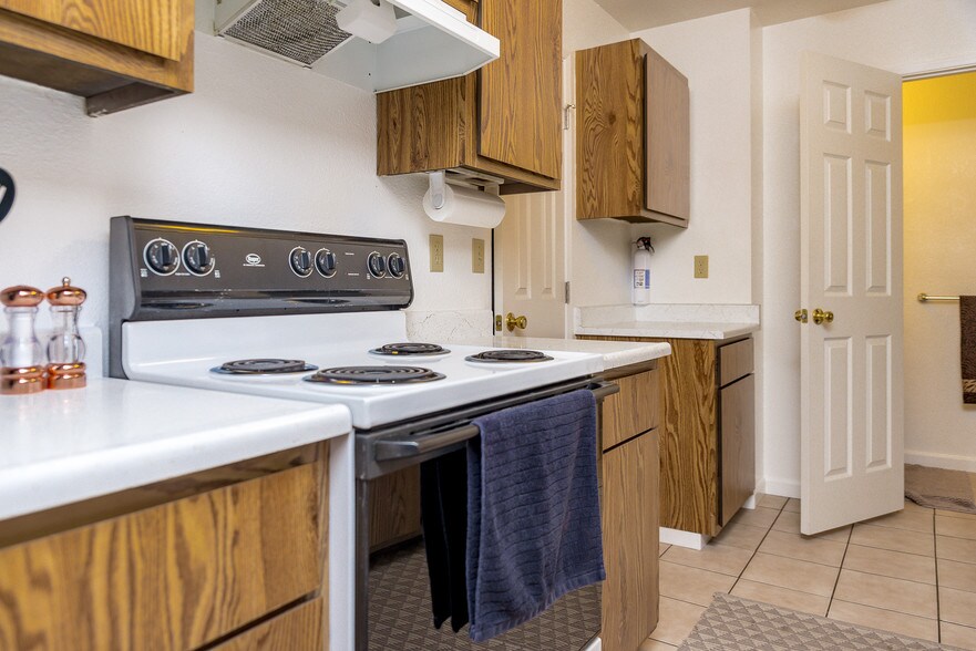 More Photos Of 3337 La Canada Dr, Cameron Park Apartments For Sale