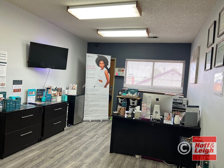 More Photos Of 6438-6444 S Quebec St, Centennial Office For Sale