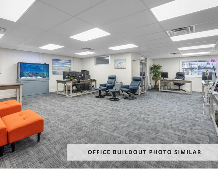 More Photos Of 104-108 W 31st St, Garden City Light Manufacturing For Lease