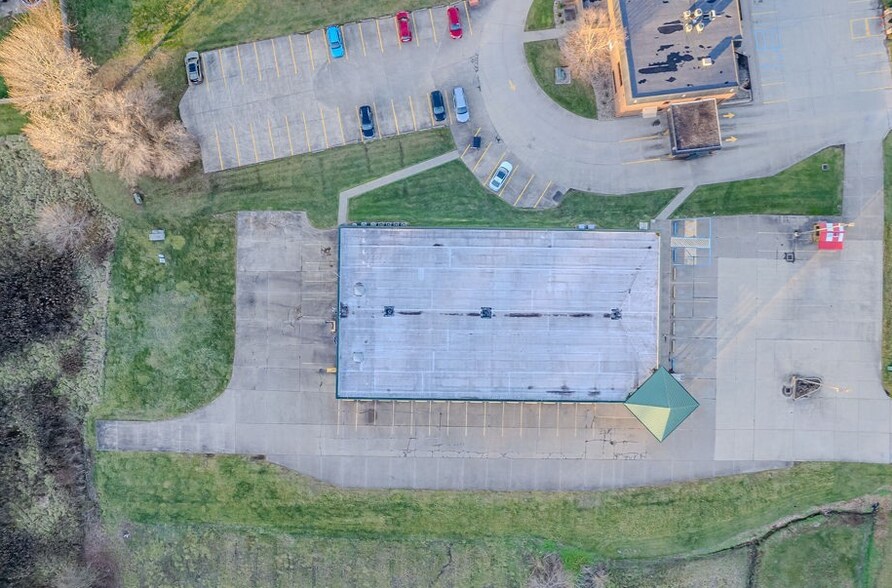 More Photos Of 8465 Ohio 339, Vincent Storefront For Sale