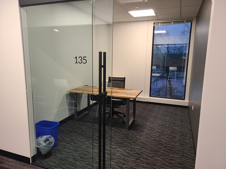 More Photos Of 1701 Golf Rd, Rolling Meadows Coworking Space