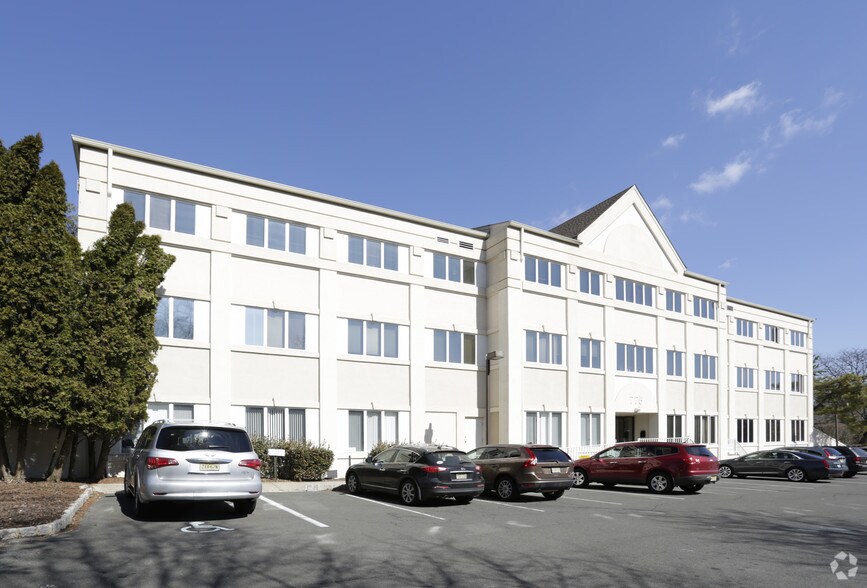 More Photos Of 775 Mountain Blvd, Watchung Office For Lease