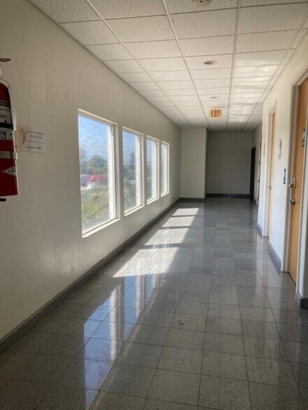 More Photos Of 21039-21093 Figueroa St, Carson Medical For Lease