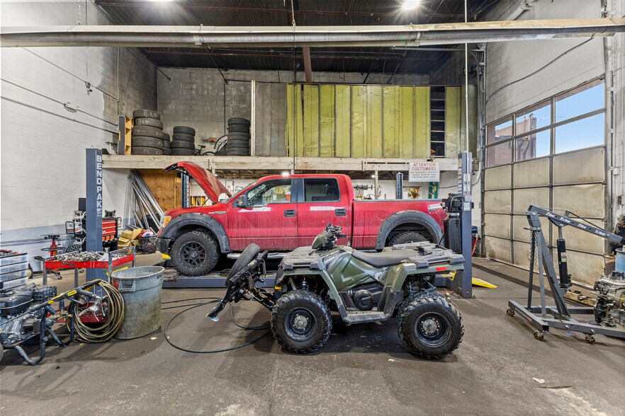 More Photos Of 2401 Fort St, Trenton Warehouse For Sale