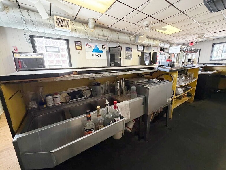 More Photos Of 342 Center Ave, Pittsburgh Storefront Retail Residential For Sale