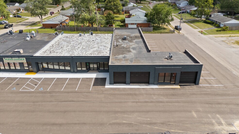 More Photos Of 6821-6847 Dayton Springfield Rd, Enon General Retail For Lease
