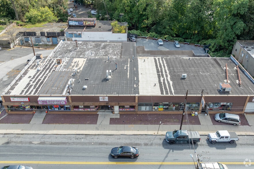 Primary Photo Of 555 Broadway, Newburgh General Retail For Lease