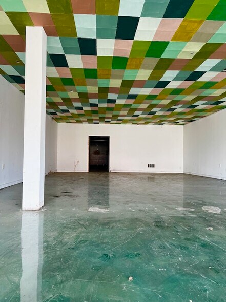 More Photos Of 3022-3026 E Michigan Ave, Lansing Freestanding For Sale