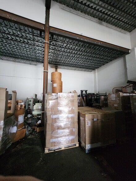 More Photos Of 897 E 51st St, Brooklyn Warehouse For Sale