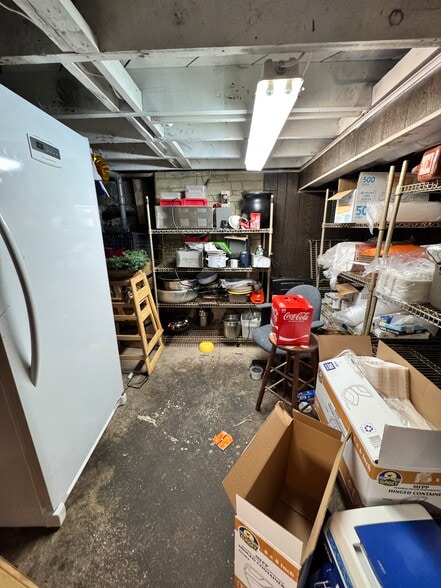 More Photos Of 300 Ontario St, Cohoes General Retail For Sale