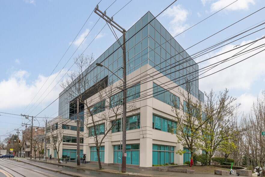 More Photos Of 600 Broadway, Seattle Medical For Lease