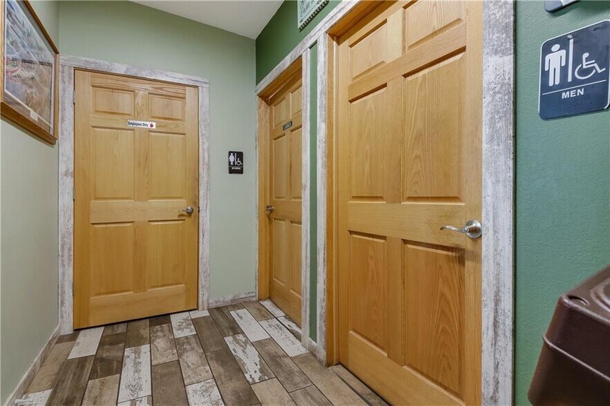 More Photos Of 401 Bridge St, Cornell Restaurant For Sale