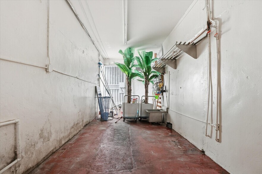 More Photos Of 45 NW 22nd Ave, Miami Restaurant For Sale