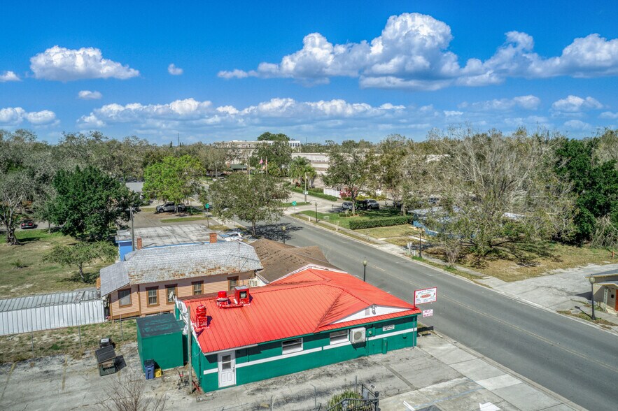 More Photos Of 637 S Commerce Ave, Sebring Restaurant For Sale