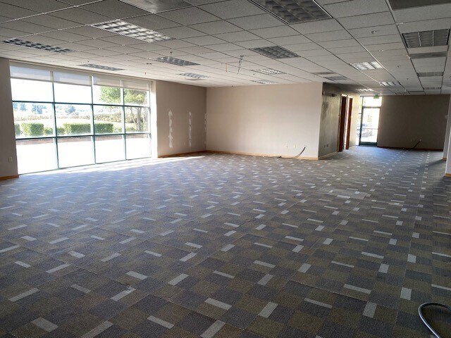 More Photos Of 25 Executive Ct, Napa Office For Lease