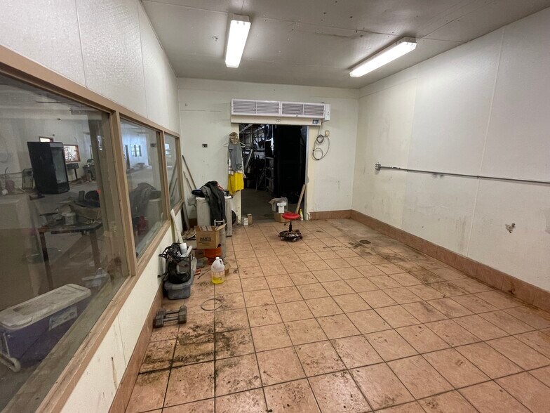 More Photos Of 3408 Park Ave, Bronx Warehouse For Sale