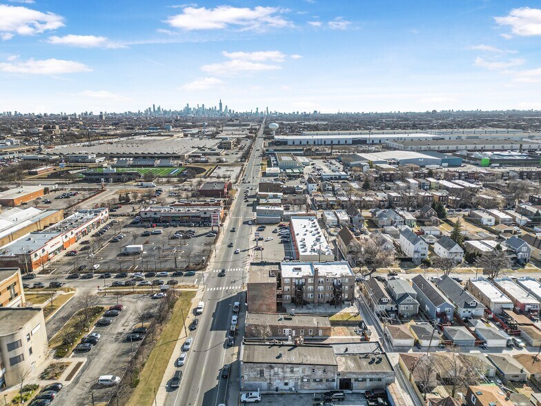 More Photos Of 5701 W Roosevelt Rd, Cicero Apartments For Lease