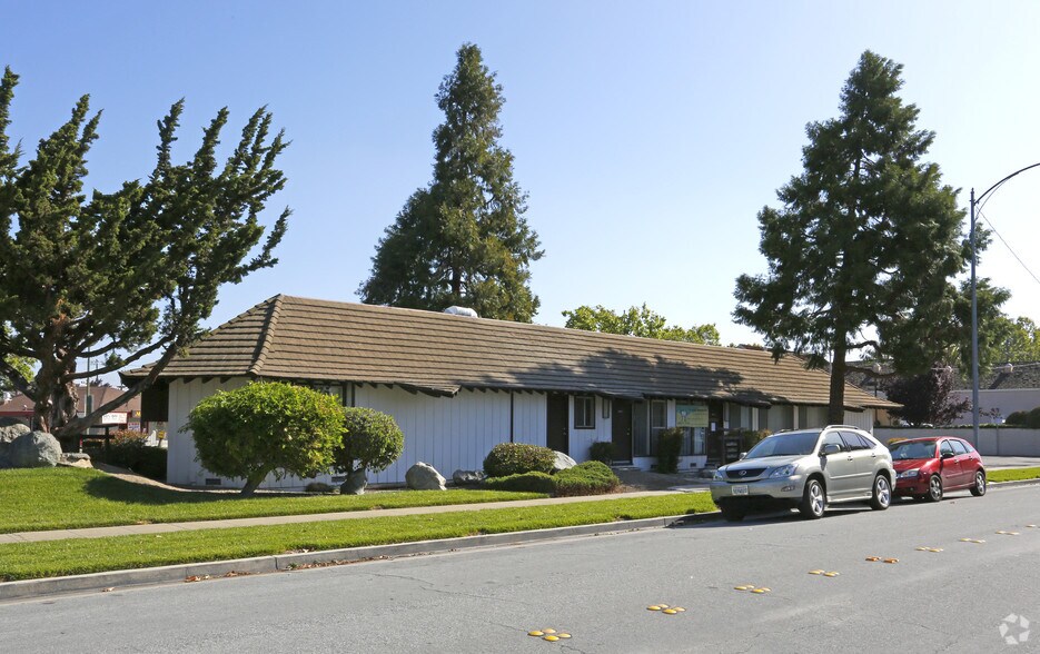 More Photos Of 2011 Forest Ave, San Jose Medical For Lease