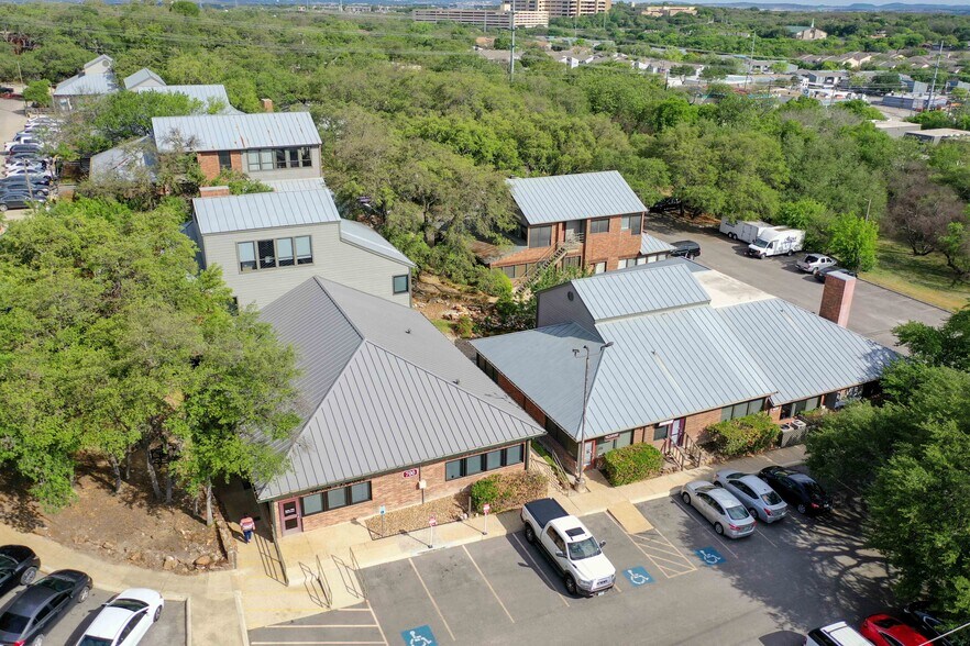 More Photos Of 8600 Wurzbach Rd, San Antonio Unknown For Lease