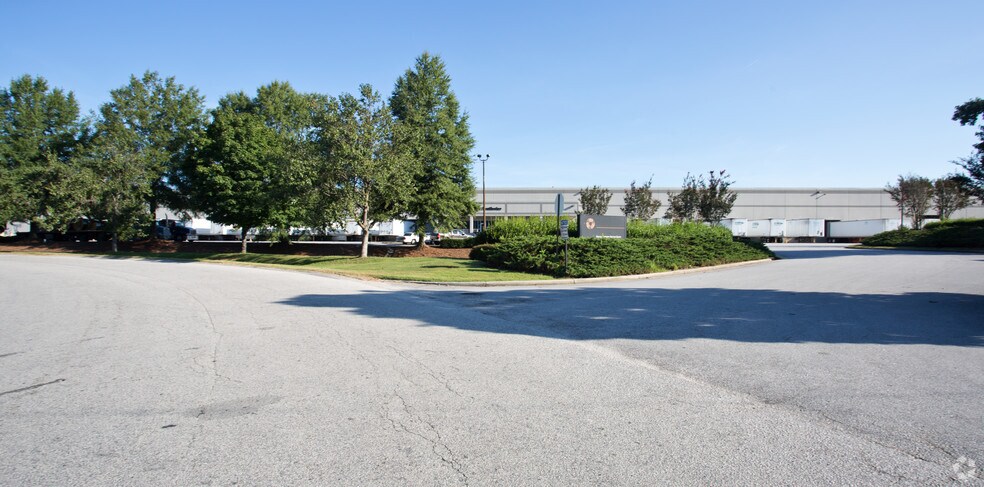 Primary Photo Of 105 Andrews Way, Villa Rica Warehouse For Lease