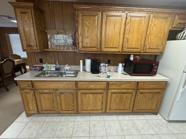 More Photos Of 7931 19th St, Lubbock Warehouse For Sale