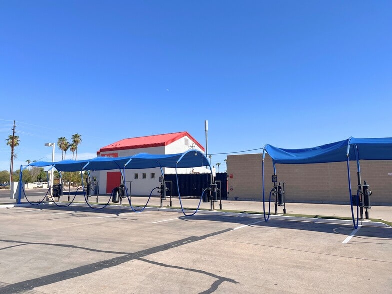 More Photos Of 2828 S Country Club Dr, Mesa Storefront Retail Office For Lease