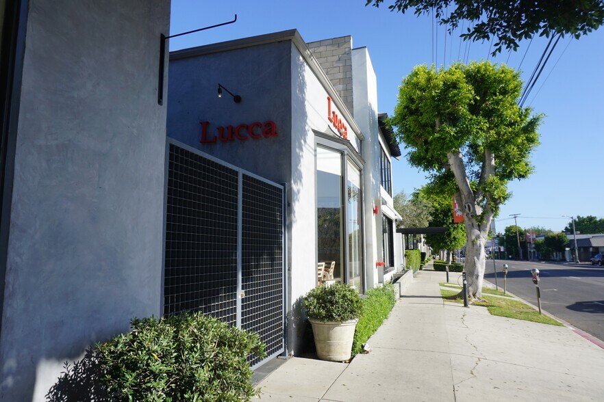 More Photos Of 744 N La Cienega Blvd, Los Angeles Storefront Retail Office For Lease