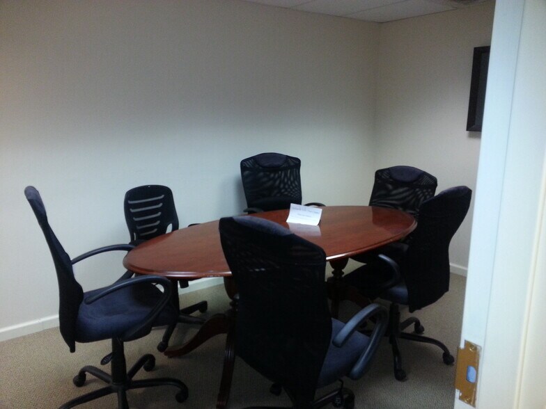 More Photos Of 1816 W Point Pike, Lansdale Office Residential For Lease