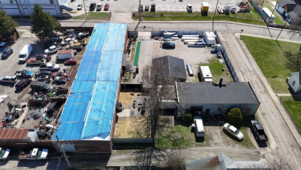 More Photos Of 1628 E Bates St, Indianapolis Warehouse For Sale