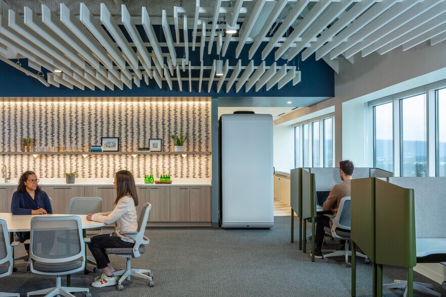 More Photos Of 150 Corporate Center Dr, Camp Hill Unknown For Lease