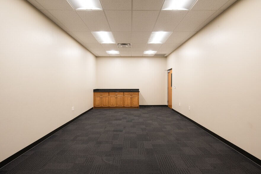 More Photos Of 335 S 1250 W, Lindon Self Storage For Lease