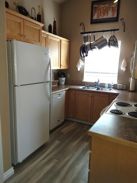 More Photos Of 20826 NE Sierra Dr, Bend Apartments For Sale