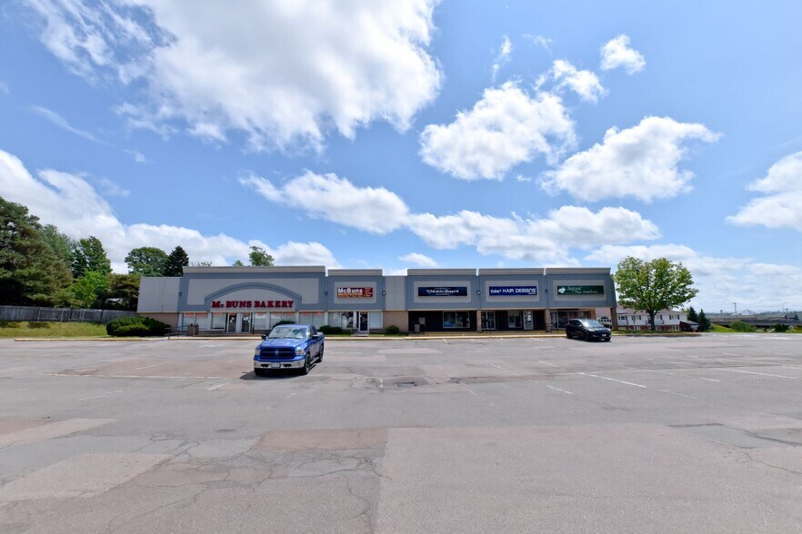 More Photos Of 120 Shediac Rd, Moncton General Retail For Sale
