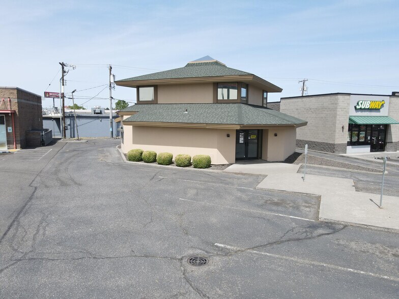 More Photos Of 2626 W Kennewick Ave, Kennewick Office For Lease