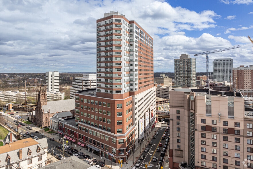 More Photos Of 5 Easton Ave, New Brunswick Apartments For Lease