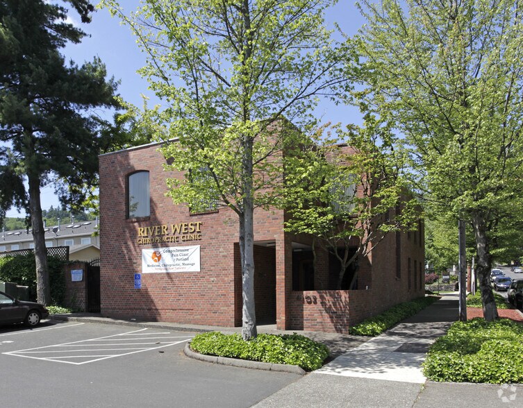 More Photos Of 6105 S MacAdam Ave, Portland Office For Lease