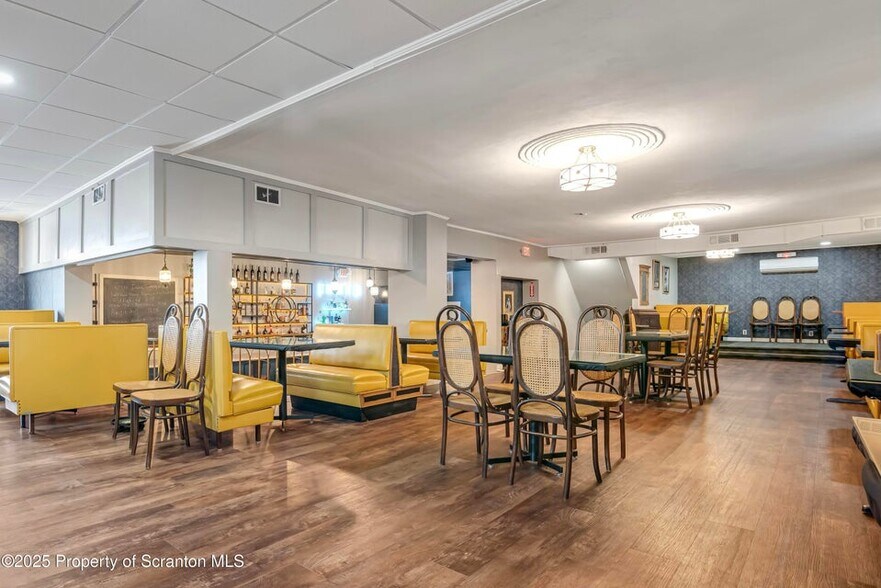 More Photos Of 1302 Adams Ave, Scranton Restaurant For Sale