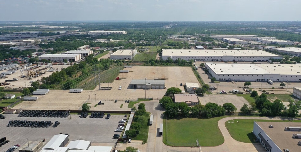 More Photos Of 3375 High Prairie Rd, Grand Prairie Service For Lease